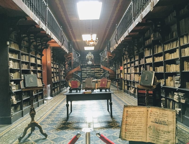 Bibliotecas antiguas